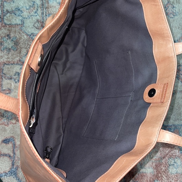 ‼️NEW $358 FRYE BAG‼️ - Picture 3 of 7